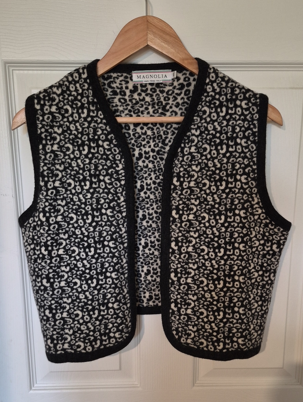 Vintage Magnolia 100% Merino Wool Leopard Print Knit Vest Size L